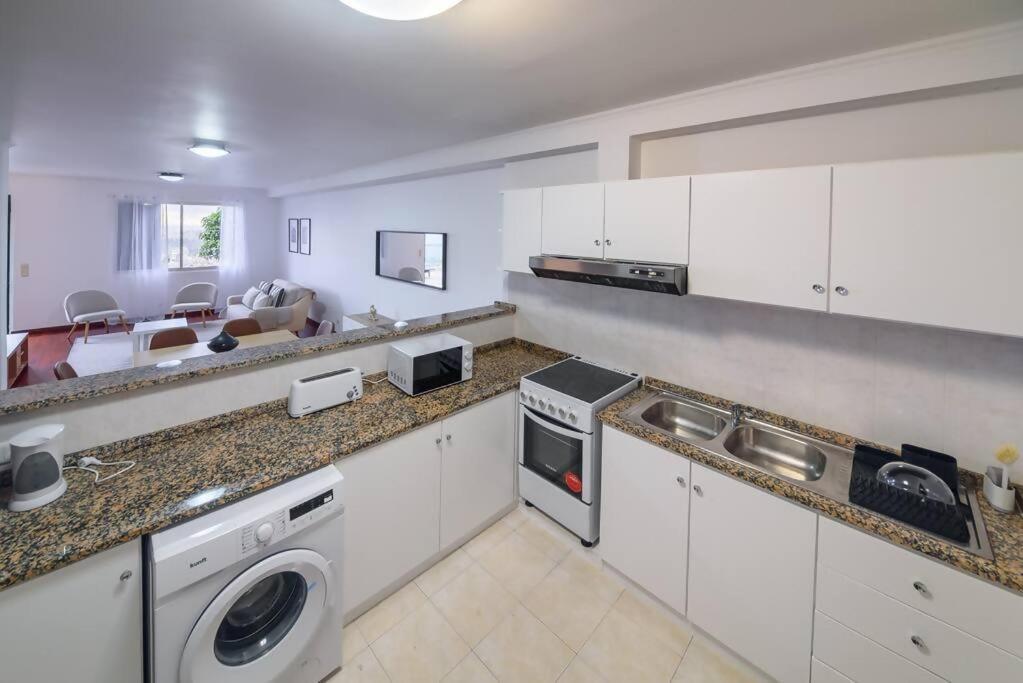 Bay View House By Mth Apartment ฟุงชาล ภายนอก รูปภาพ