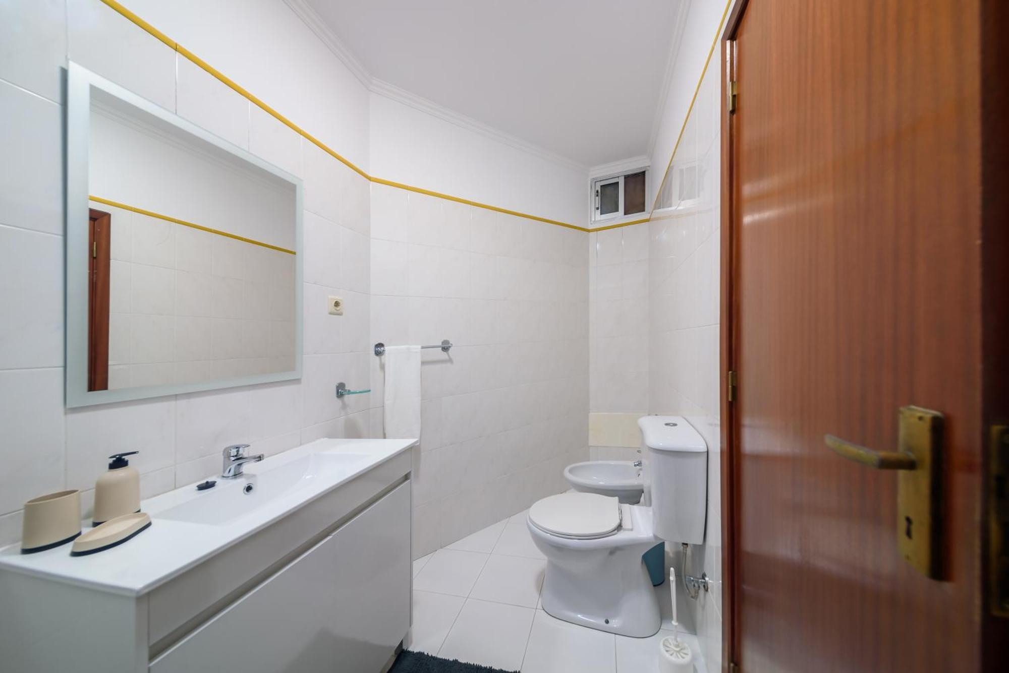 Bay View House By Mth Apartment ฟุงชาล ภายนอก รูปภาพ