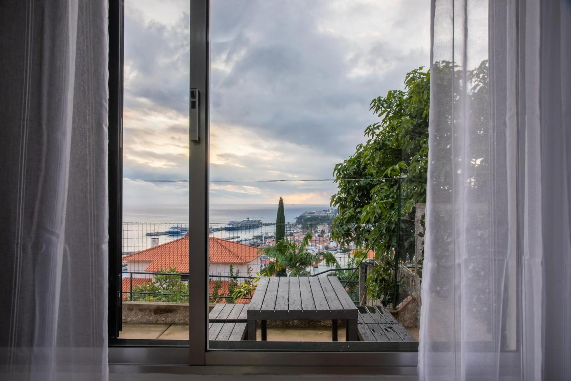 Bay View House By Mth Apartment ฟุงชาล ภายนอก รูปภาพ
